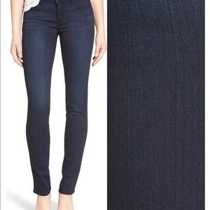 Paige Skyline Skinny Jeans size 24